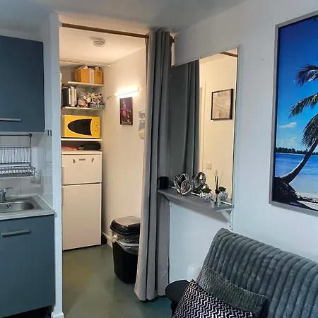 Bord De Plage, Secteur Lydia, Rdc, Terrasse, Tres Joli Appt 4 Couchages, Ventilateur Plafond * Le Barcarès